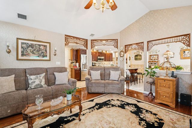 48 Neil Drive, Farmingville, NY 11738