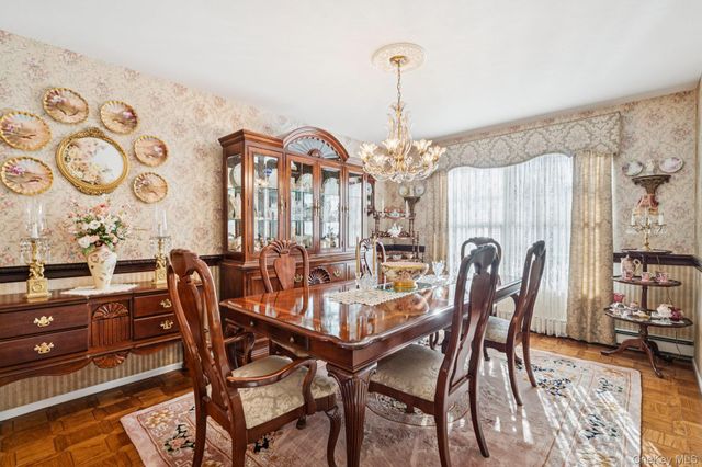 48 Neil Drive, Farmingville, NY 11738