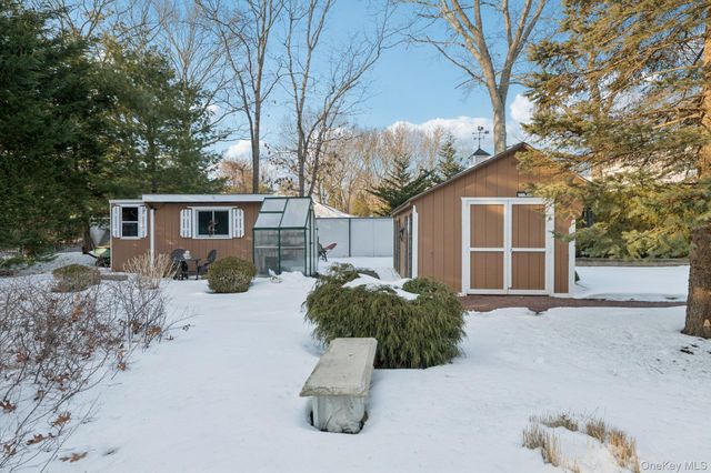 48 Neil Drive, Farmingville, NY 11738