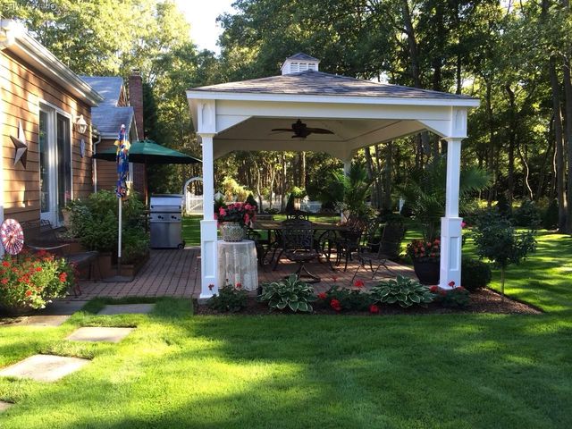 48 Neil Drive, Farmingville, NY 11738