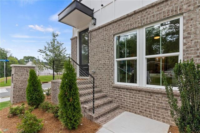 1926 Rogers Court, Atlanta, GA 30318