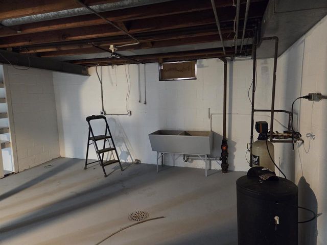 409 N Rosa Road, Madison, WI 53705