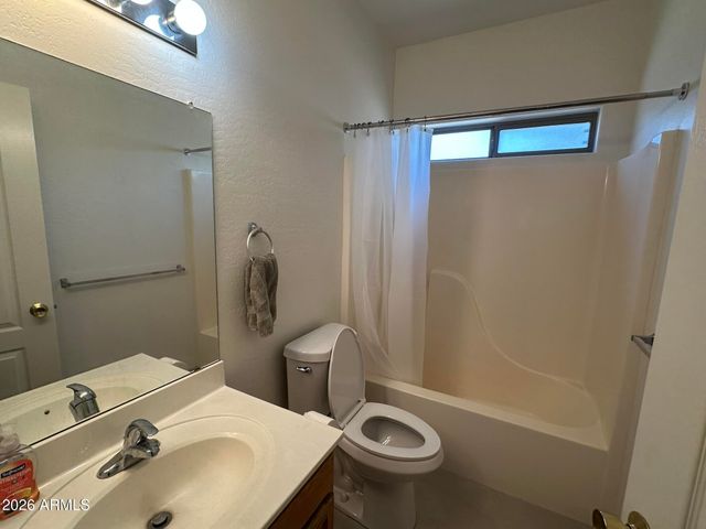 17012 E SALIDA Drive B, Fountain Hills, AZ 85268