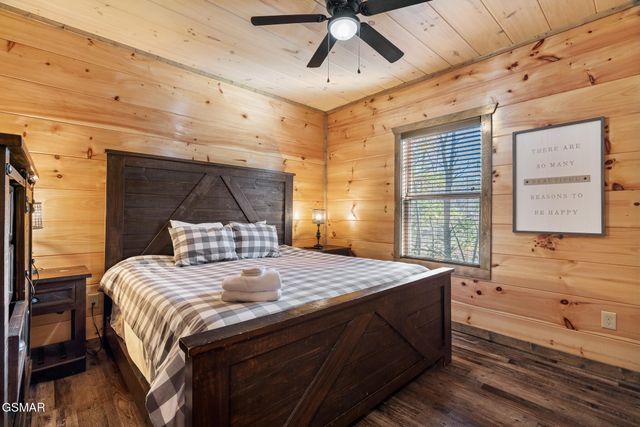 310 Paul Lafollette Way, Sevierville, TN 37876