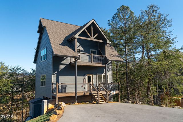 310 Paul Lafollette Way, Sevierville, TN 37876