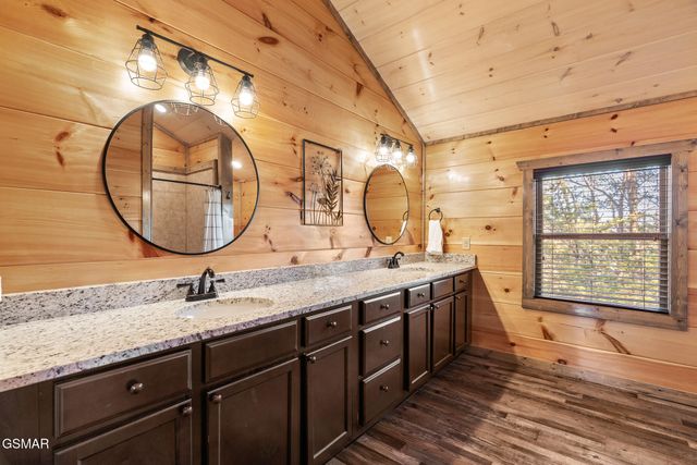 310 Paul Lafollette Way, Sevierville, TN 37876