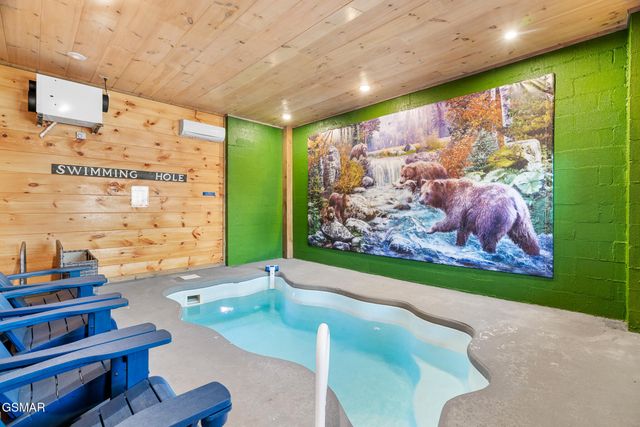 310 Paul Lafollette Way, Sevierville, TN 37876