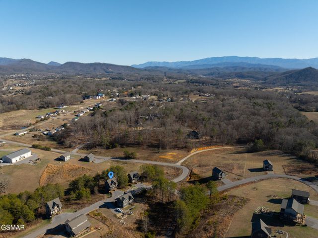 310 Paul Lafollette Way, Sevierville, TN 37876