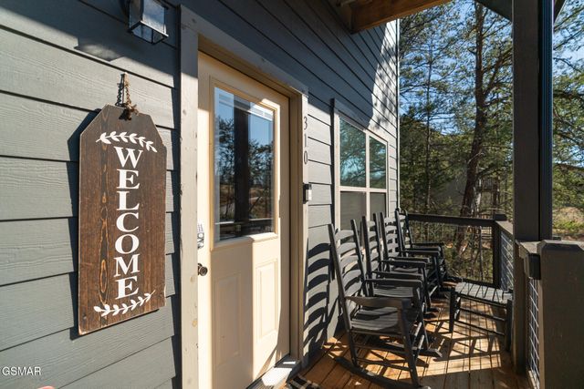 310 Paul Lafollette Way, Sevierville, TN 37876