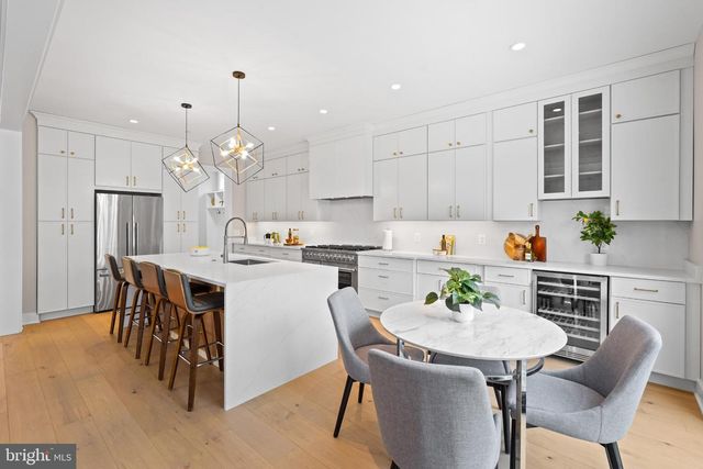 9909 DICKENS AVE, Bethesda, MD 20814