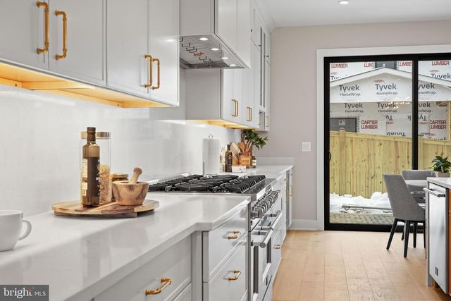 9909 DICKENS AVE, Bethesda, MD 20814