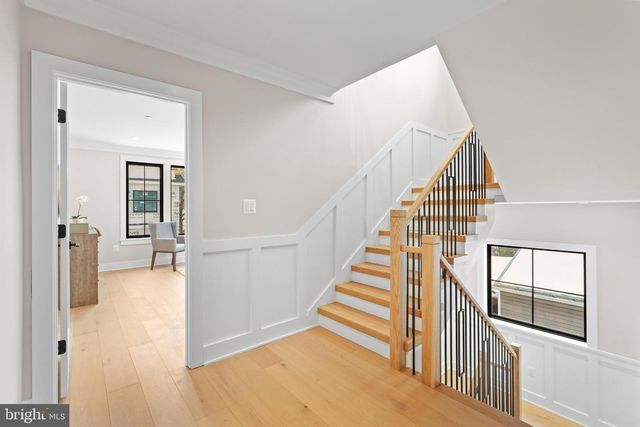 9909 DICKENS AVE, Bethesda, MD 20814