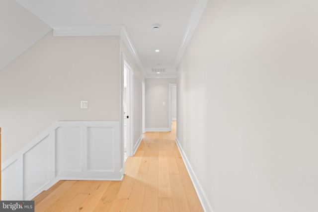 9909 DICKENS AVE, Bethesda, MD 20814