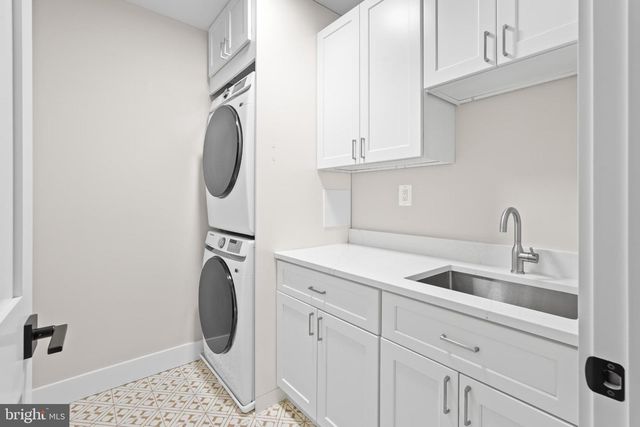 9909 DICKENS AVE, Bethesda, MD 20814