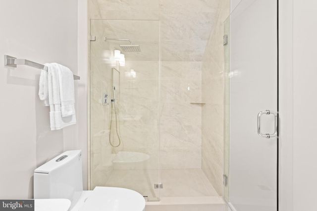 9909 DICKENS AVE, Bethesda, MD 20814