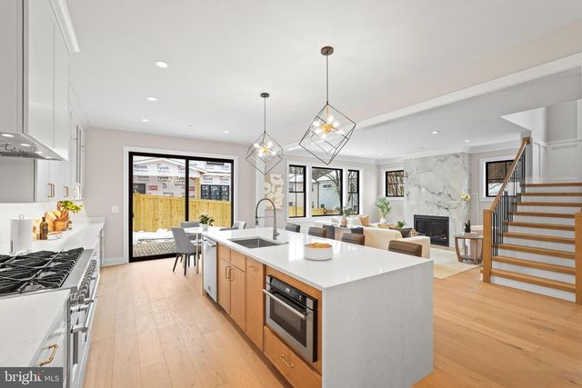 9909 DICKENS AVE, Bethesda, MD 20814