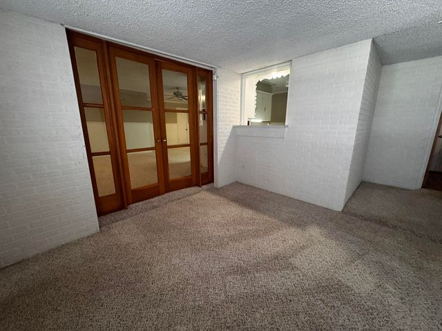 1304 Floydada, Plainview, TX 79072