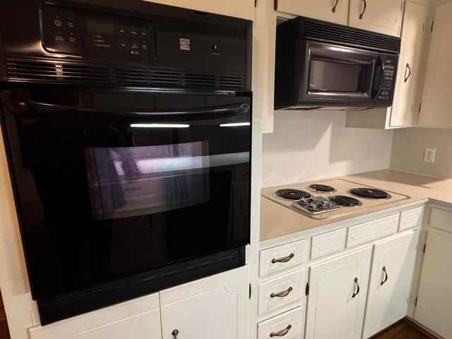 1304 Floydada, Plainview, TX 79072