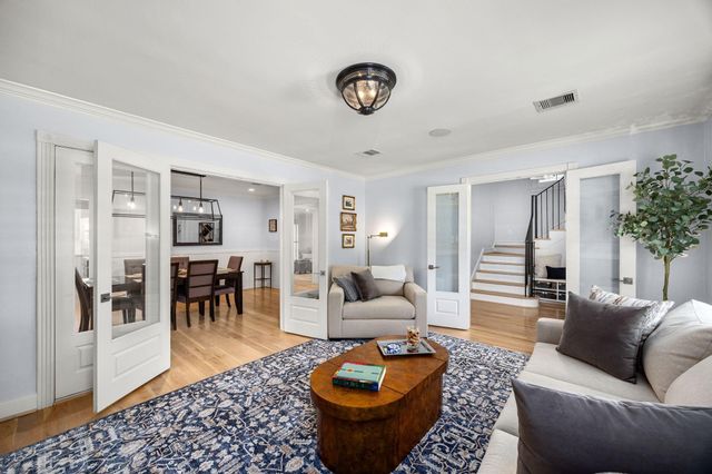 1741 Banks Street, Houston, TX 77098