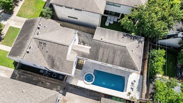 1741 Banks Street, Houston, TX 77098