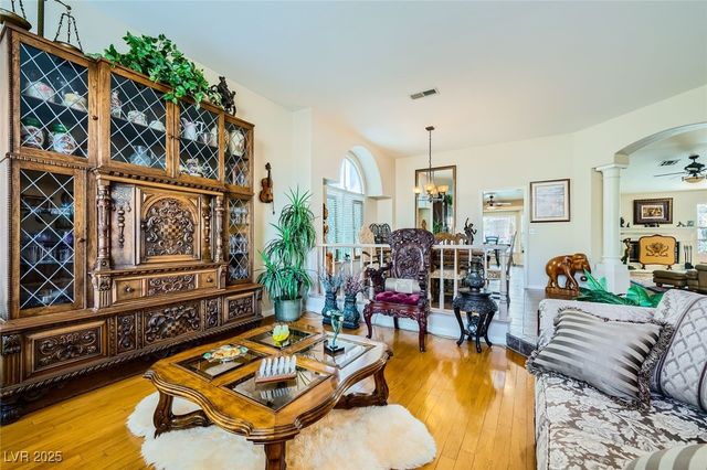 2012 Lady Lake Street, Las Vegas, NV 89128