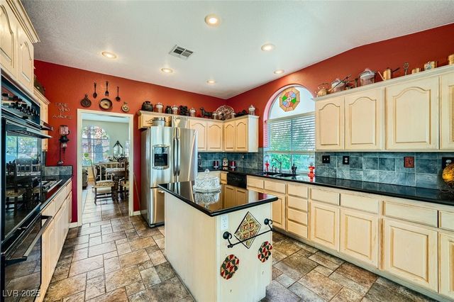 2012 Lady Lake Street, Las Vegas, NV 89128