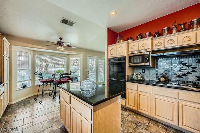 2012 Lady Lake Street, Las Vegas, NV 89128