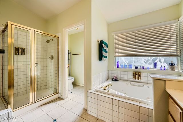 2012 Lady Lake Street, Las Vegas, NV 89128