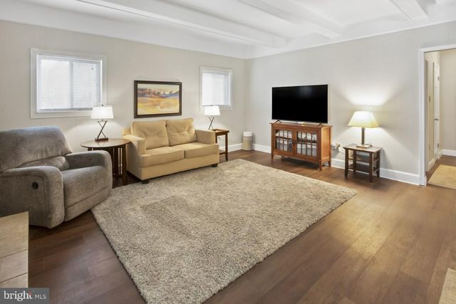 745 CORNWALLIS DR, Mount Laurel, NJ 08054