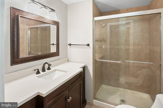 745 CORNWALLIS DR, Mount Laurel, NJ 08054