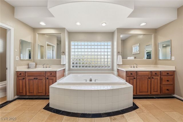 10728 Rivendell Avenue, Las Vegas, NV 89135