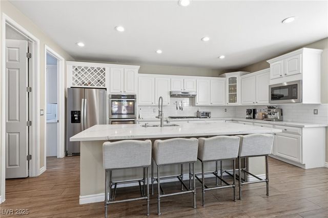 10728 Rivendell Avenue, Las Vegas, NV 89135