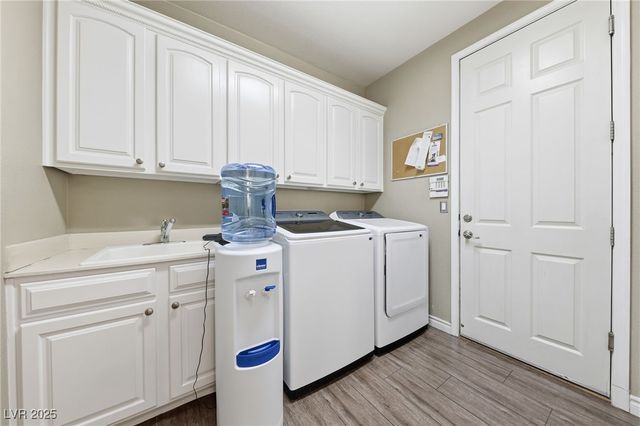 10728 Rivendell Avenue, Las Vegas, NV 89135