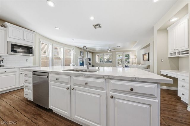 10728 Rivendell Avenue, Las Vegas, NV 89135