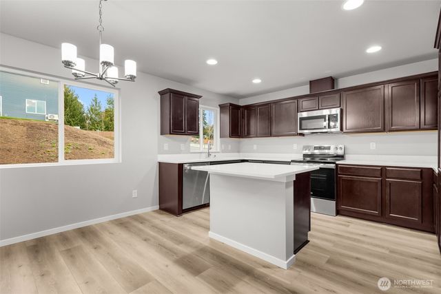 4453 74TH Drive NE, Marysville, WA 98270