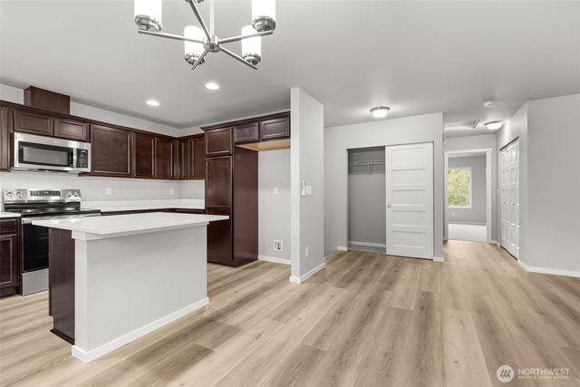 4453 74TH Drive NE, Marysville, WA 98270