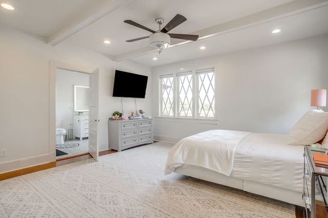 306 Prairie Avenue, Cleburne, TX 76033