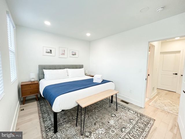 3424 9TH ST NE, Washington, DC 20017