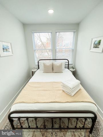 3424 9TH ST NE, Washington, DC 20017