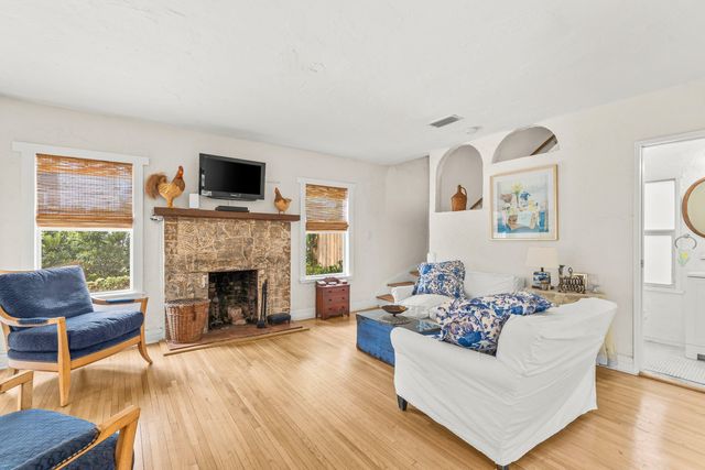 825 34th Street, West Palm Beach, FL 33407