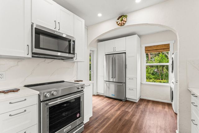 825 34th Street, West Palm Beach, FL 33407