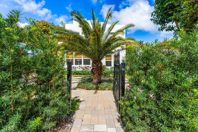 825 34th Street, West Palm Beach, FL 33407