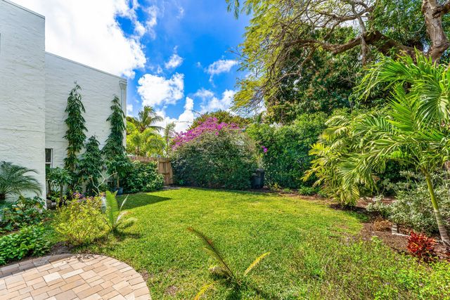 825 34th Street, West Palm Beach, FL 33407