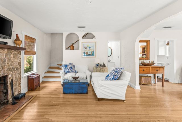 825 34th Street, West Palm Beach, FL 33407