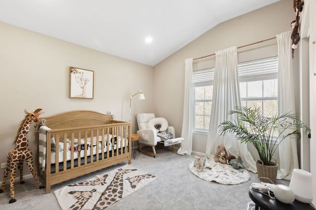 206 Madison Drive 206, Streamwood, IL 60107