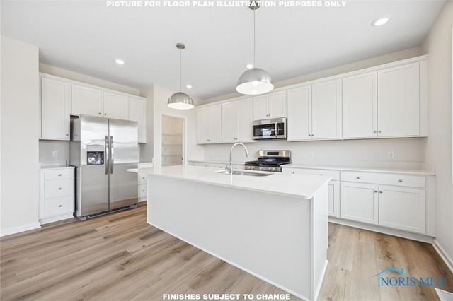 134 Valley Hall Drive, Perrysburg, OH 43551