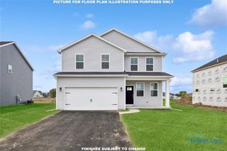 134 Valley Hall Drive, Perrysburg, OH 43551