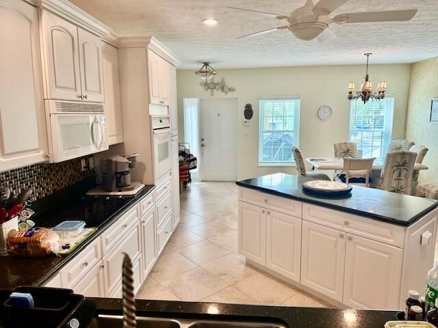 2183 SE Wild Meadow Circle, Port St. Lucie, Port St Lucie, FL 34952