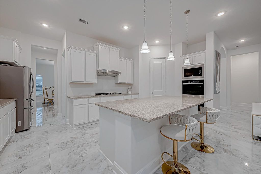 Image 21 of property listing at 2614 Page Mandarin Place, Richmond, TX 77406