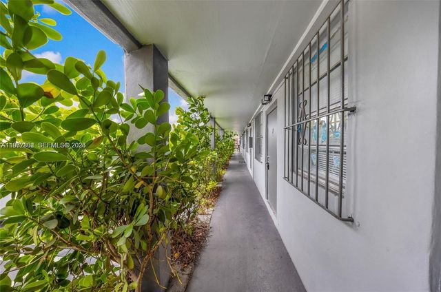 5807 SW 25th Street 118, West Park, FL 33023